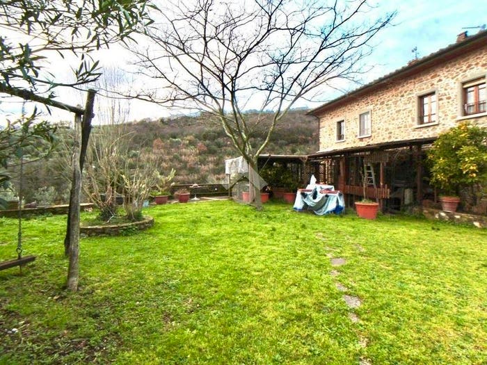 Casa quadrilocale in vendita in Via Larciano, Larciano