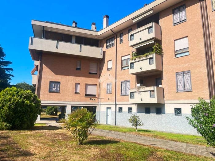 Appartamento trilocale in vendita in Via Carlo Alberto dalla Chiesa, Bellaria, Peschiera Borromeo
