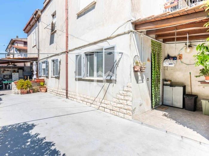 Appartamento con 6 locali in vendita in Via Polverigi, Corcolle, Roma