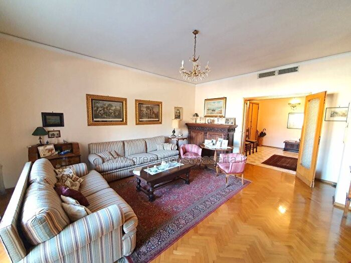 Appartamento con 6 locali in vendita in Via Giuseppe Maria Bosco, Corso Trieste, Caserta