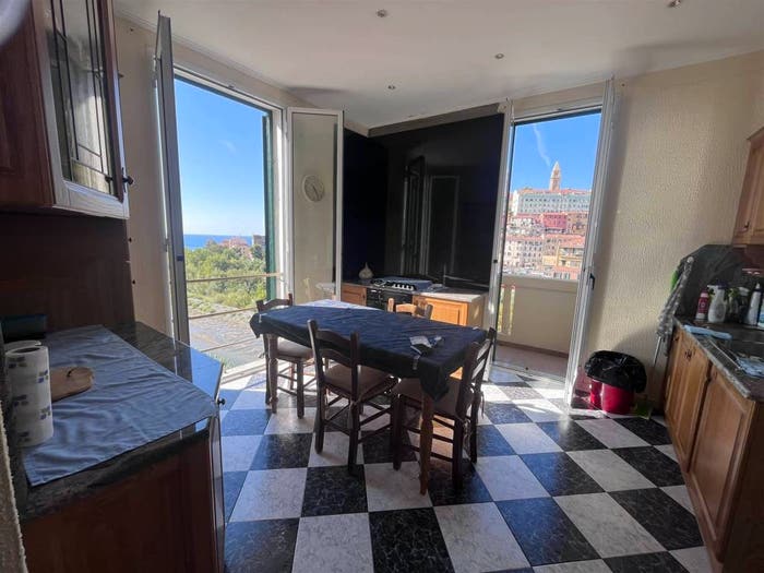 Appartamento trilocale in vendita in Nervia, Ventimiglia