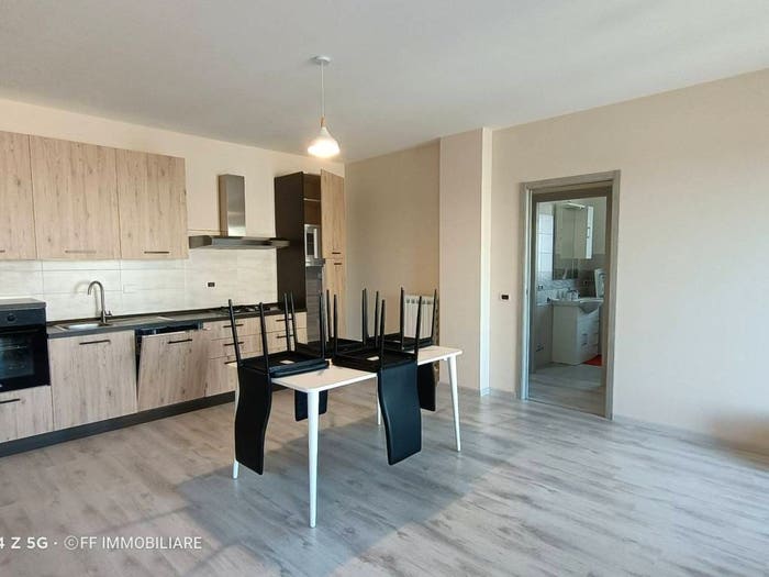 Appartamento trilocale in vendita in Via Giotto, Cingoli