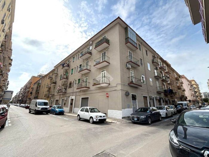 Appartamento quadrilocale in vendita in Via Montegrappa, Stazione, Foggia