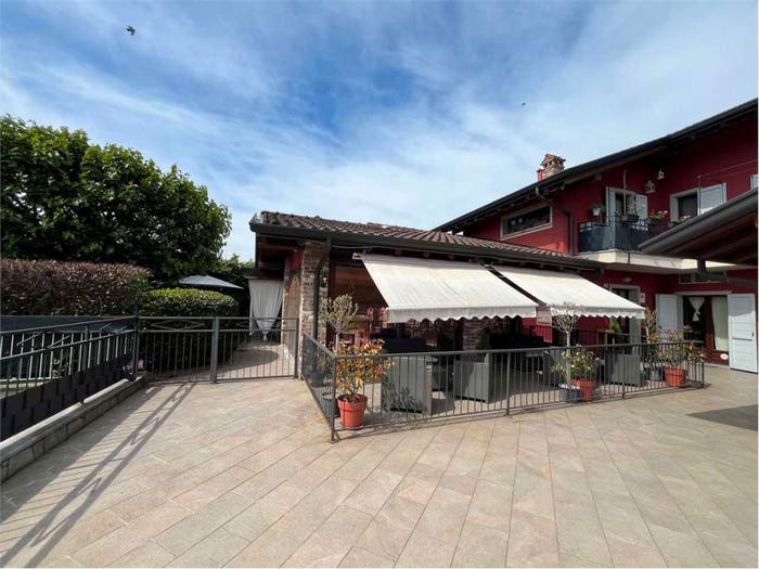 Appartamento con 5 locali in vendita in Via A e L Zanotti, Centro, Borgo Ticino