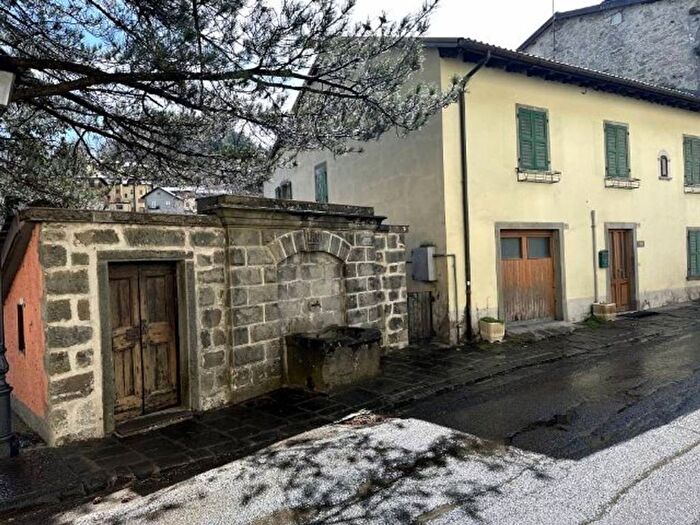 Casa con 6 locali in vendita in Strada Dell'Abetone E Del Brennero A, Fiumalbo Dogana, Fiumalbo