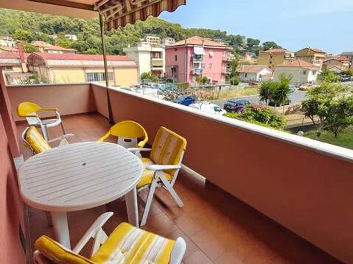 Appartamento trilocale in vendita in Marina Di Andora, Andora
