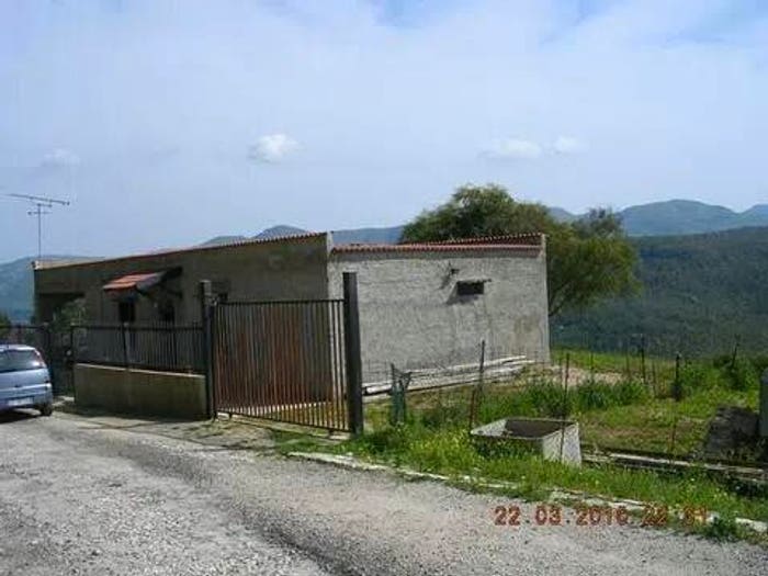 Casa bilocale in vendita in Contrada Felicia, Cianciana