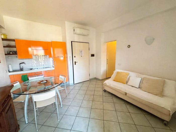 Appartamento bilocale in vendita in Via dei Fortini, Ronchi Poveromo, Massa