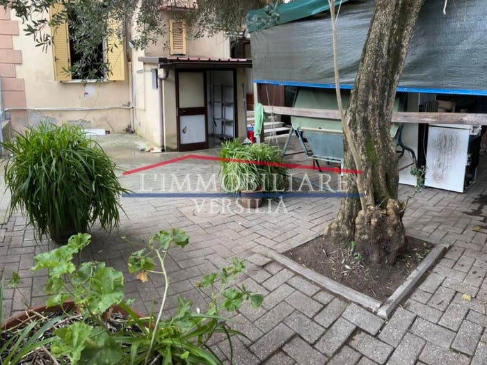 Appartamento bilocale in vendita in Via Paolini, Rinchiostra Quercioli, Massa
