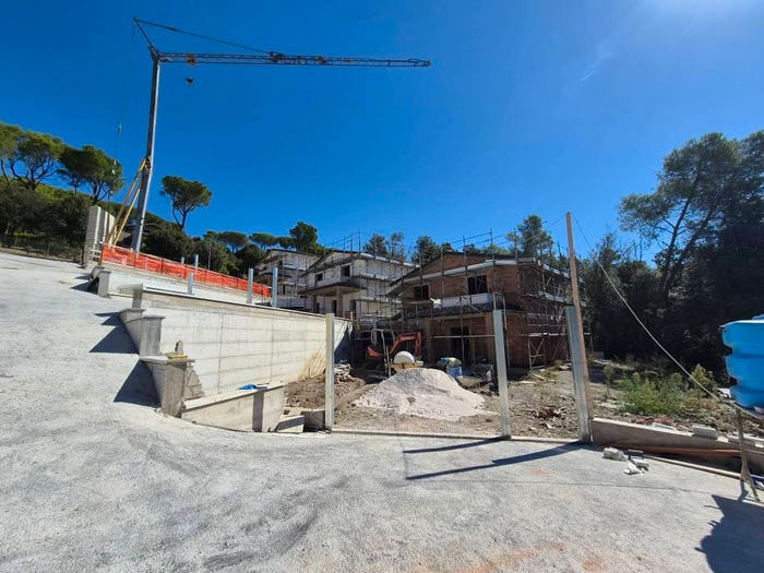 Casa con 6 locali in vendita in Strada Giacomo Leopardi, Centro, Magione