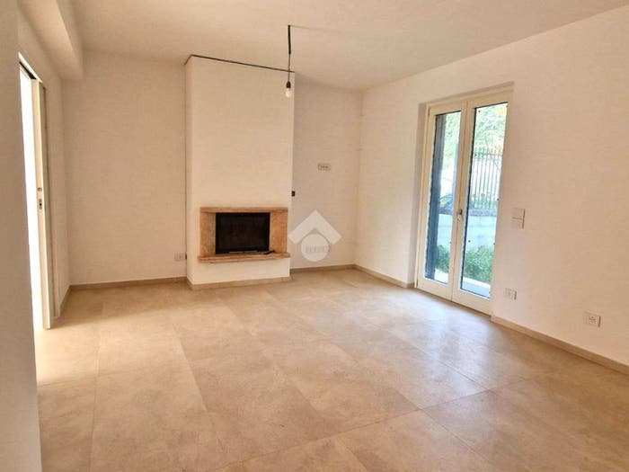 Casa quadrilocale in vendita in Via Bosco, Aiello del Sabato
