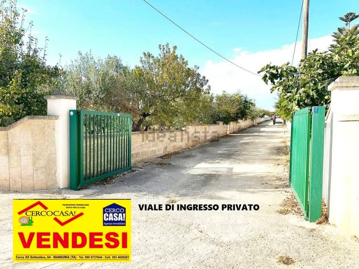Casa quadrilocale in vendita in Via Scorcora, Manduria