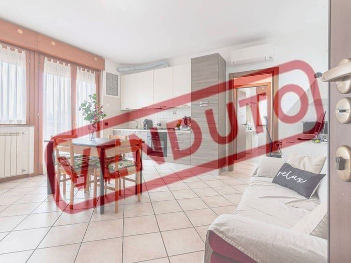 Appartamento bilocale in vendita in Via Mentana, Flora, Legnano