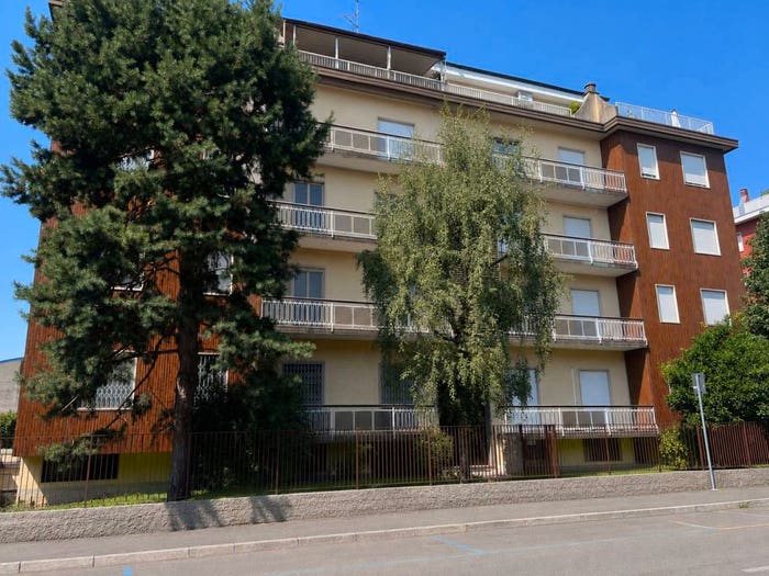Appartamento trilocale in vendita in Via Bergamina, Centro, Pero
