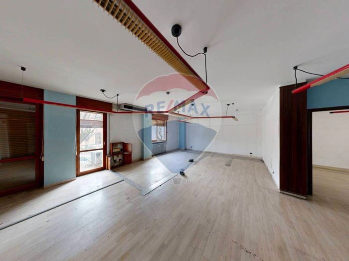 Appartamento con 6 locali in vendita in Viale dei Caduti, Centro, Legnago