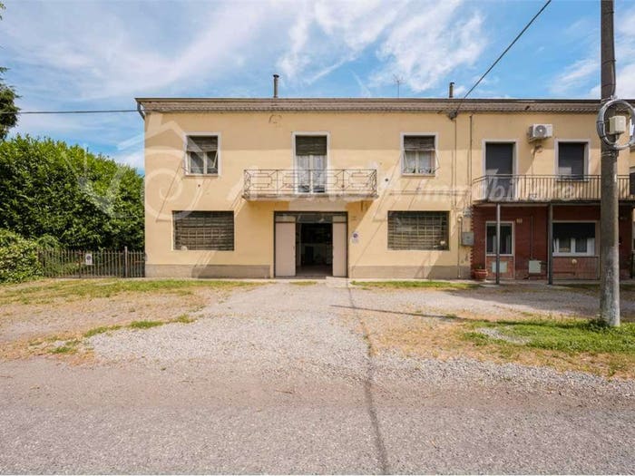 Casa con 5 locali in vendita in strada villa, Fontanelle, Roccabianca