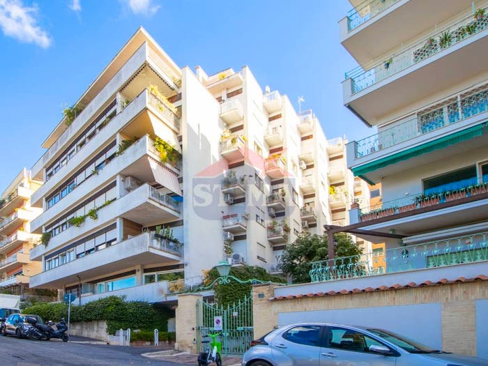 Appartamento con 6 locali in vendita in Via di San Valentino, Euclide, Roma