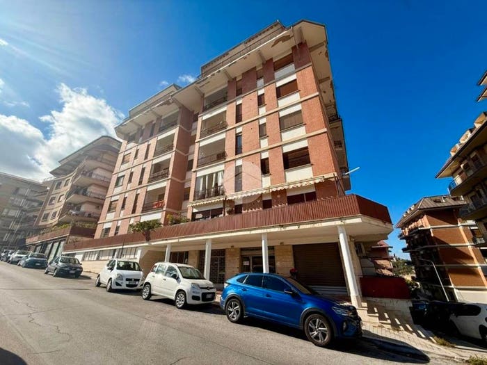Appartamento trilocale in vendita in Via Papa Giovanni XXIII, Cese, Campobasso