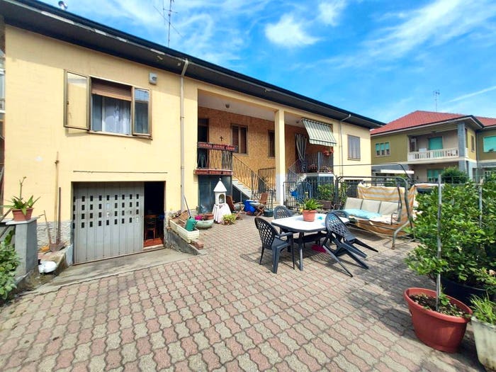 Casa quadrilocale in vendita in Via Tetti Aiassa, Centro, La Loggia
