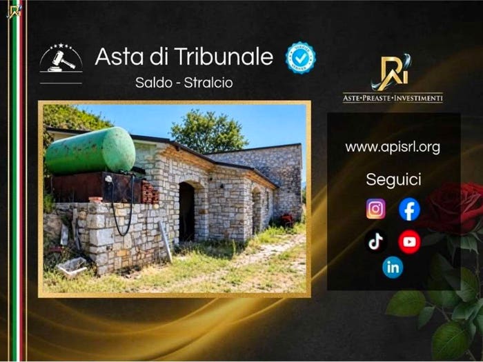 Casa quadrilocale in vendita in Contrada Fonte Carbone snc, Casacalenda