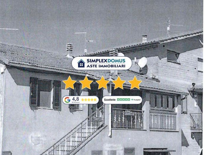 Appartamento con 5 locali in vendita in le Case, Paciano