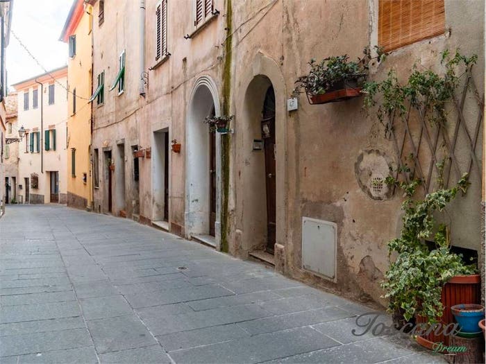 Appartamento quadrilocale in vendita in Centro, Monterotondo Marittimo
