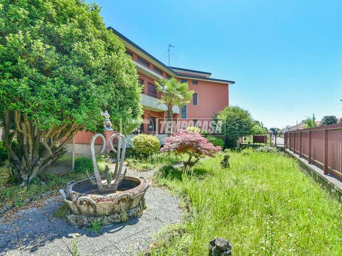 Casa con 6 locali in vendita in Via monte baldo, Cascina Amata, Cantù