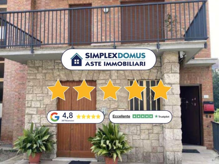 Appartamento con 6 locali in vendita in Via Risorgimento, Centro, Chianciano Terme