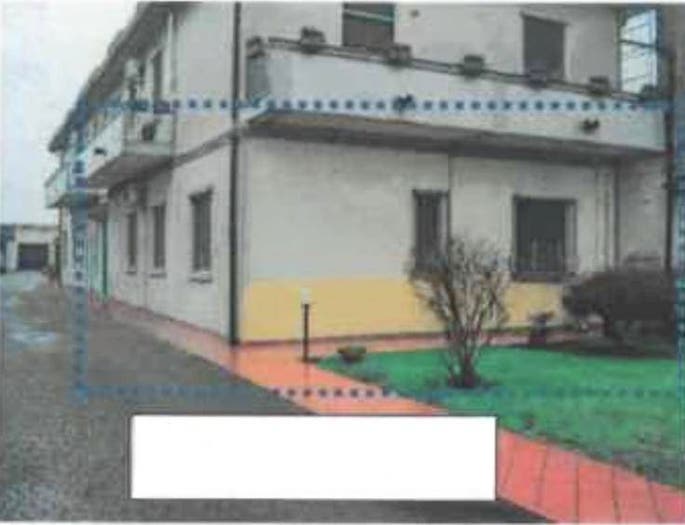 Appartamento con 5 locali in vendita in Via Piave, Centro, Corte de' Frati