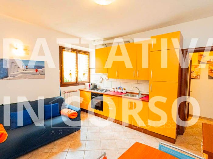 Appartamento trilocale in vendita in Via nazionale, Colico Piano, Colico