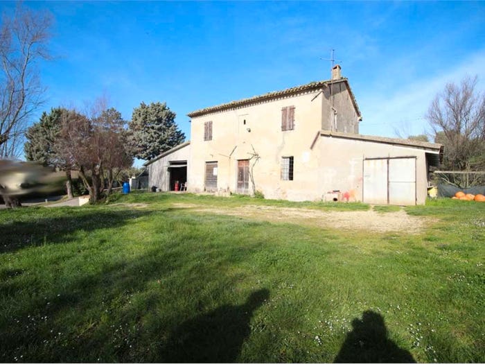 Casa con 6 locali in vendita in Str Picciano, Centro, Tavullia