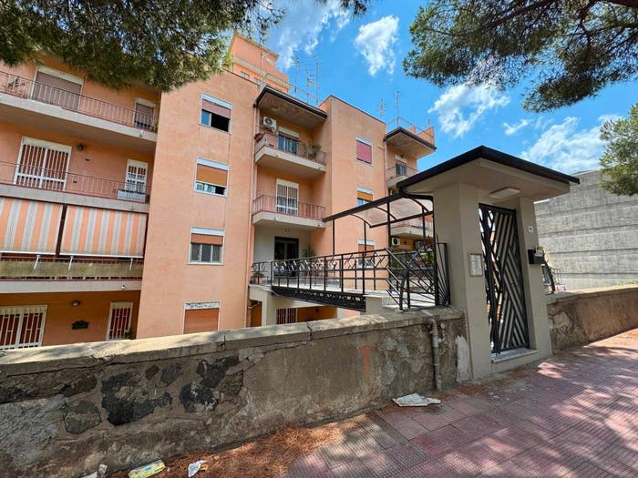 Appartamento trilocale in vendita in Viale Regina Margherita, Regina Margherita Torrente Trapani, Messina