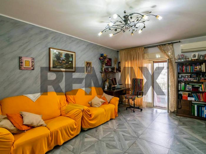 Appartamento quadrilocale in vendita in Viale Bummacaro, Librino Zia Lisa, Catania