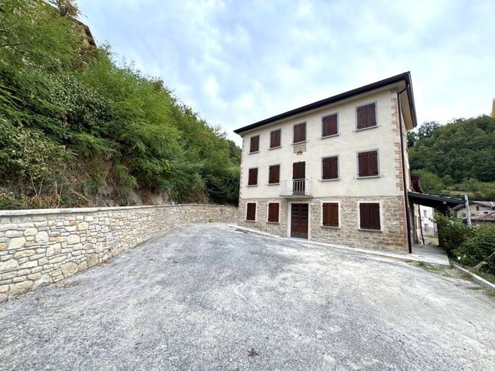 Appartamento quadrilocale in vendita in via Cortogno Centro, Cortogno, Casina