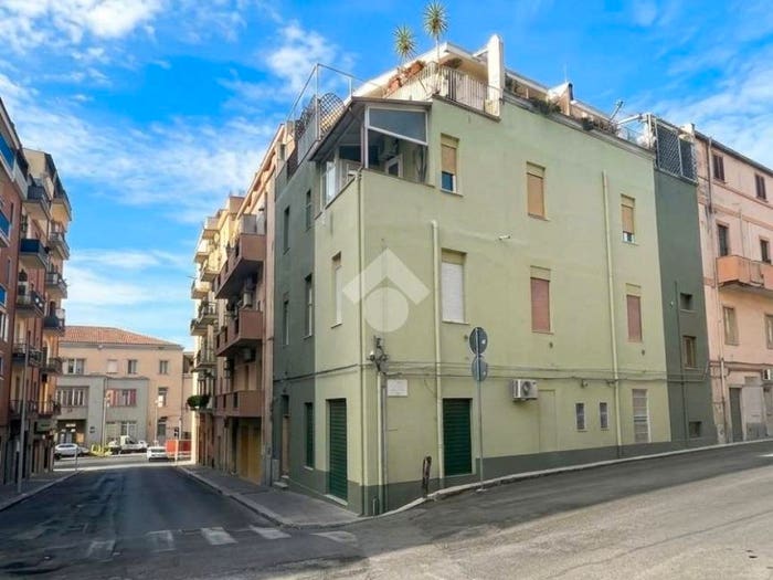 Appartamento trilocale in vendita in Via Ogliastra, Is Mirrionis, Cagliari