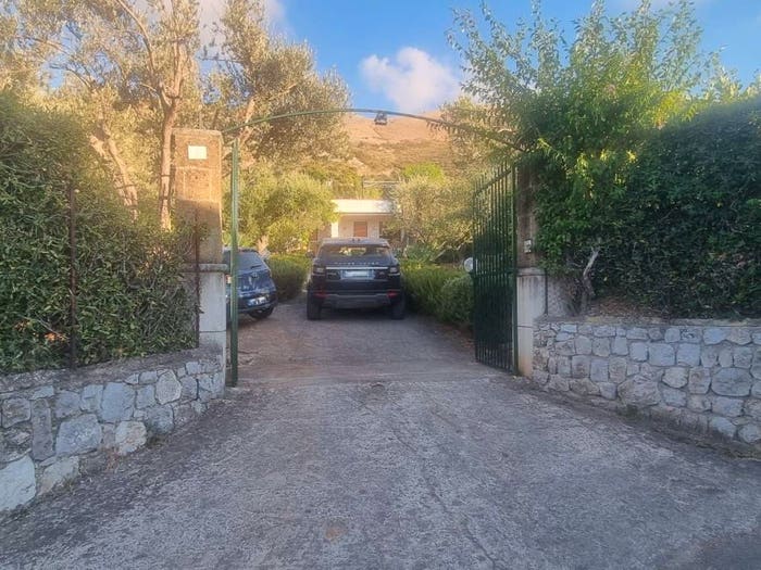 Casa quadrilocale in vendita in Via Giardinello, Fondo Dominici, Carini