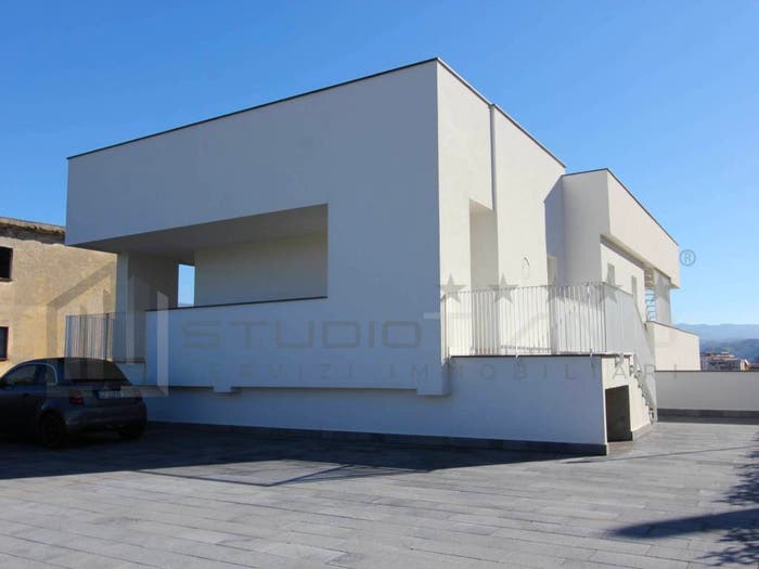 Appartamento con 5 locali in vendita in VIA FRANCESCO CILEA, Stadio Città, Cosenza