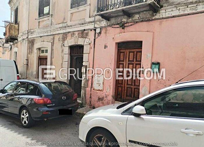 Appartamento quadrilocale in vendita in via Domenico Marincola Pistoia, Sala, Catanzaro