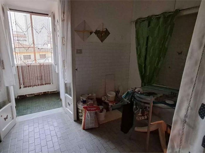 Appartamento trilocale in vendita in Viale Cristoforo Colombo, Piano, Ancona