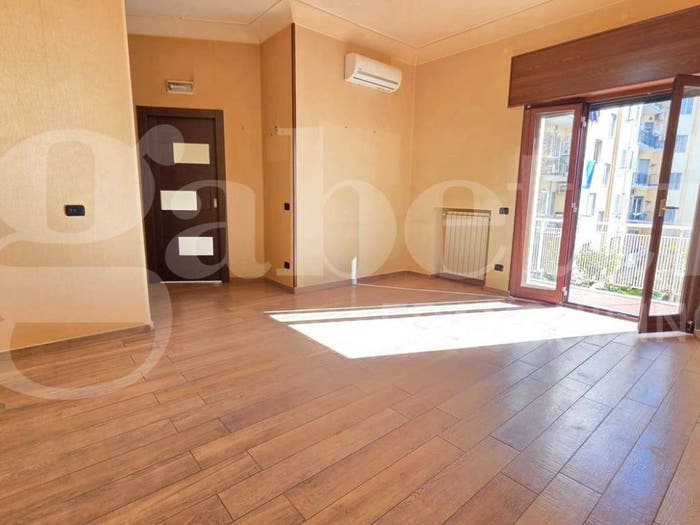 Appartamento trilocale in vendita in Via Bagnoli, Bagnoli, Napoli