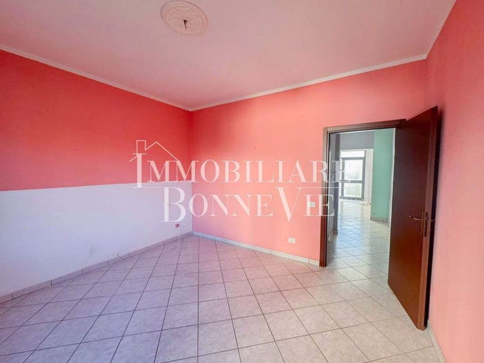 Appartamento bilocale in vendita in Via Carolina Litta Rusca, Lurago Marinone