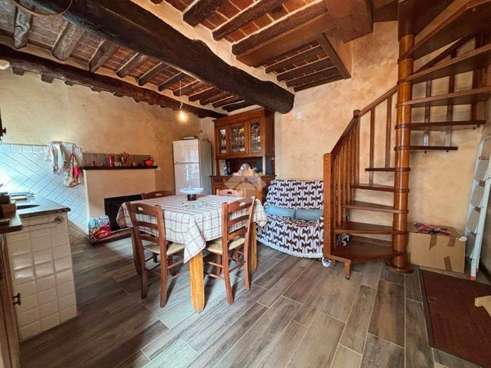 Casa trilocale in vendita in Via dei pellegrini, Nave, Lucca
