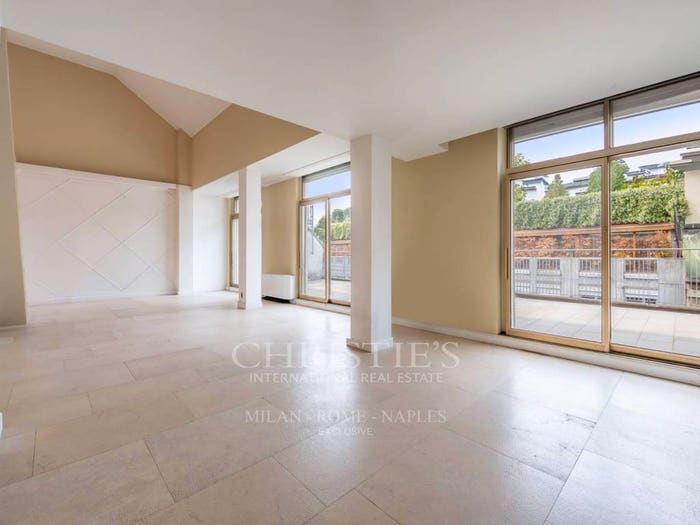Casa con 6 locali in vendita in Via San Pietro All'orto, San Babila, Milano