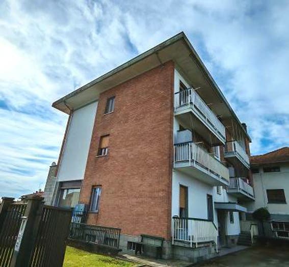 Appartamento quadrilocale in vendita in Via Roma, Valdengo