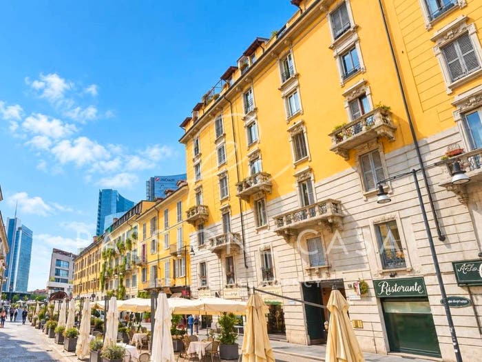 Appartamento trilocale in vendita in Garibaldi Corso Como, Milano