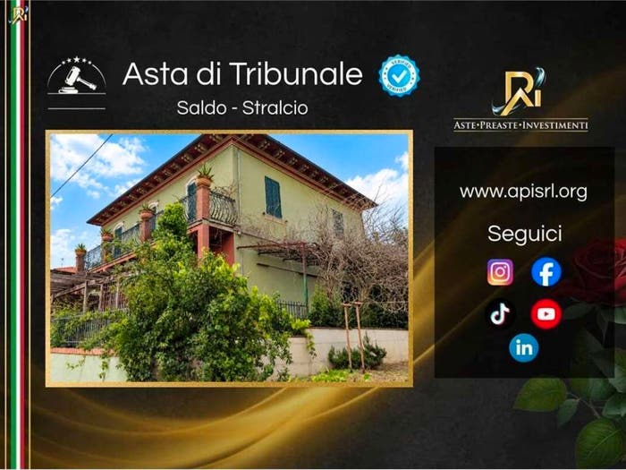 Casa con 6 locali in vendita in via Senese, Acquaviva, Montepulciano
