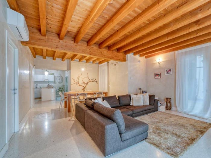 Casa con 5 locali in vendita in Via Giacomo Zanella, Monteortone, Abano Terme