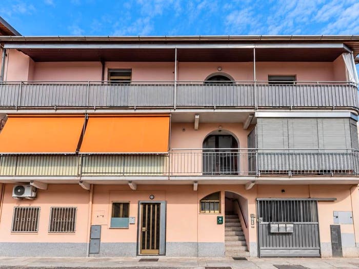 Appartamento quadrilocale in vendita in Via Adua, Centro, Caronno Pertusella