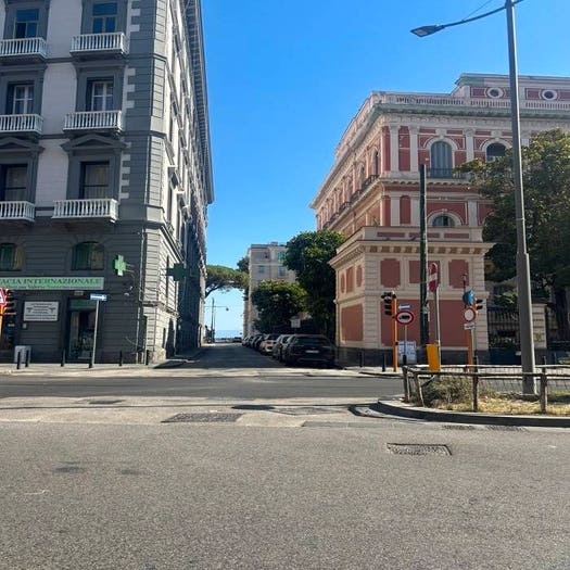 Appartamento trilocale in vendita in Cupa Caiafa, Mergellina Piedigrotta, Napoli