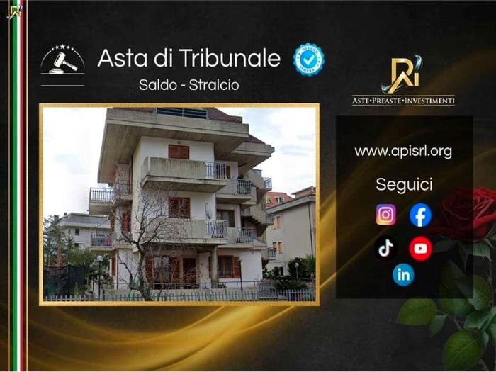 Appartamento quadrilocale in vendita in Via Umbria, Centro, Grottammare